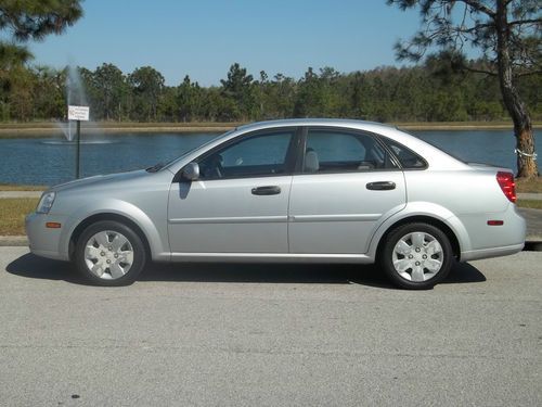 2007 suzuki forenza only 76k miles sedan vs honda civic hyundai elantra corolla