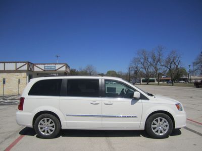 Brand new classic white 2013 chrysler town &amp; country touring