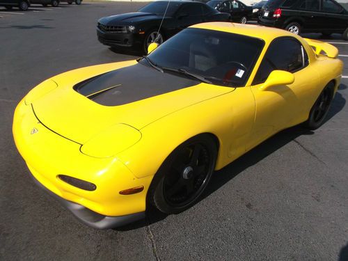 Third gen 1993 mazda rx7 with the lsi corvette engine