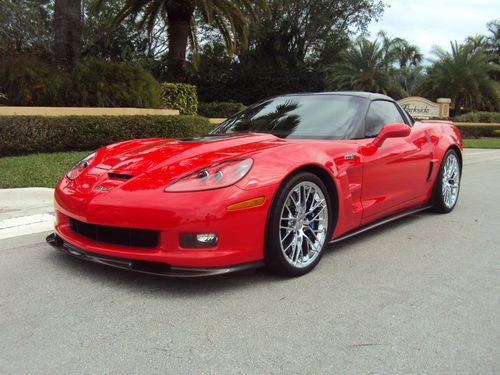 Highly collectible chevy corvette zr1 3zr supercharged ls9 nav loaded, one owner