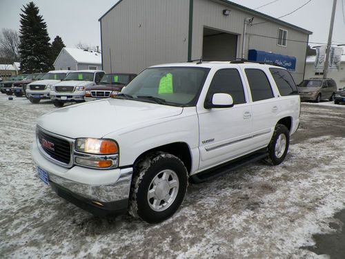 Prestine 2005 gmc yukon slt sport utility 4-door 5.3l