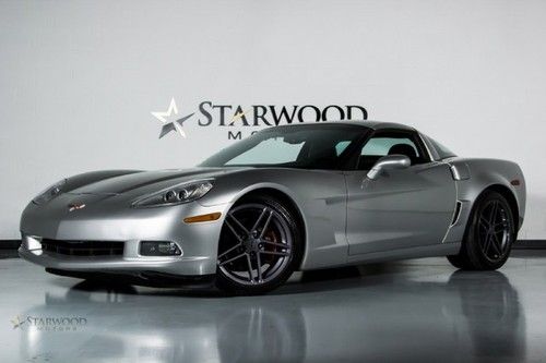 A z06 clone~ body, z06 wheels,nav,hud,borla exhaust, 6 spd, removable top!