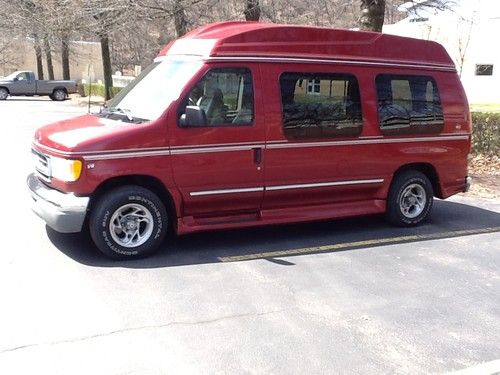 2002 ford e-150 zephyr luxury handicapped van, leather seats, in great shape