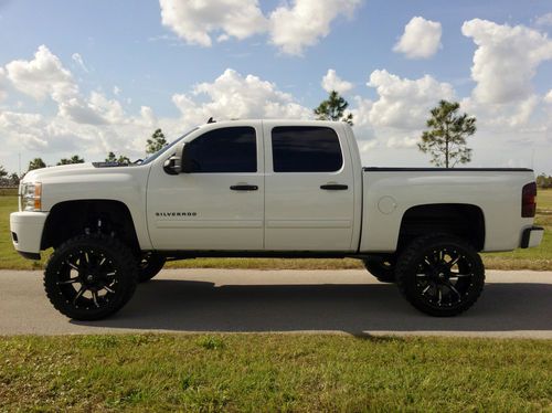 Custom 2012 chevrolet silverado 1500 pickup, lifted, 22x12, 35" tires, 6.2l v8