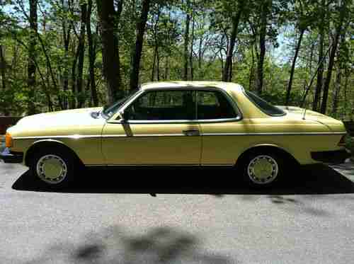 1978 Mercedes Benz 300 CD Coupe, image 2