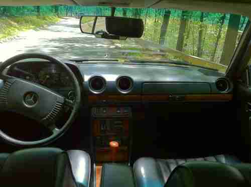 1978 Mercedes Benz 300 CD Coupe, image 12