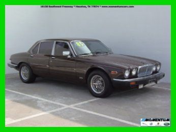 1985 jaguar xj6 only 51k miles*leather*clean carfax*cold a/c*classic