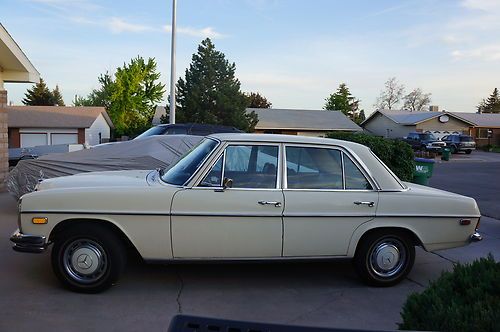 1971 mercedes benz 250-classic!