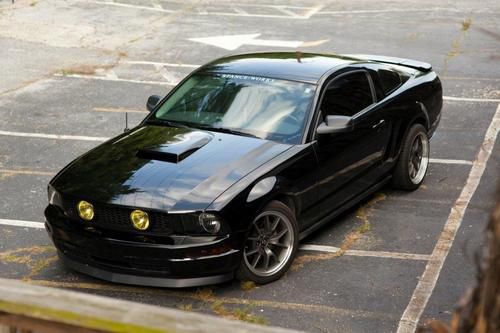 2008 ford mustang