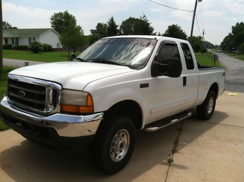 F-250 xlt 2001 ford f-250 diesel 4x4