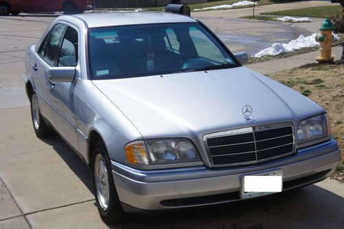 1995 mercedes-benz c280 base sedan 4-door 2.8l