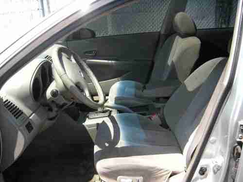 2002 Nissan Altima, NO RESERVE, image 2