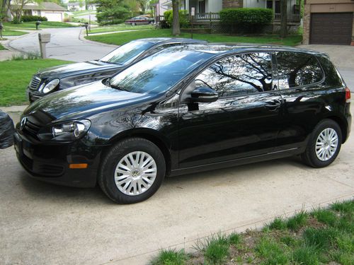 2011 Volkswagen Golf / Manual /19