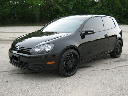2011 Volkswagen Golf / Manual /19