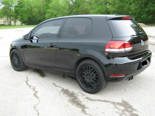 2011 Volkswagen Golf / Manual /19