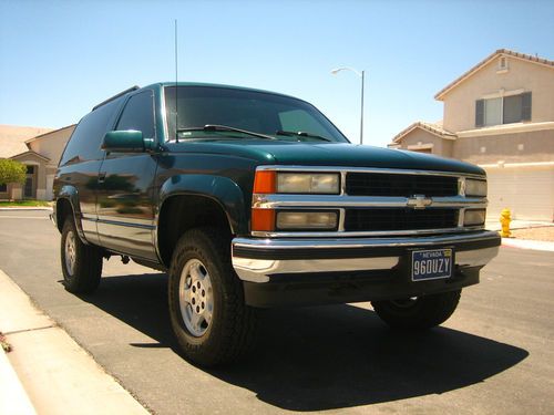 1997 chevrolet tahoe lt sport utility 2-door 5.7l