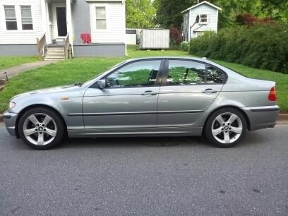 2005 bmw 325i base sedan 4-door 2.5l