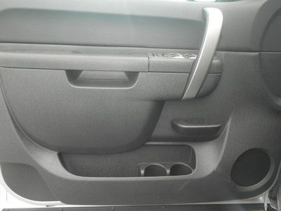 LIFTED LT1 SILVER BLACK INTERIOR VORTEC 5.3L V8  7 1/2