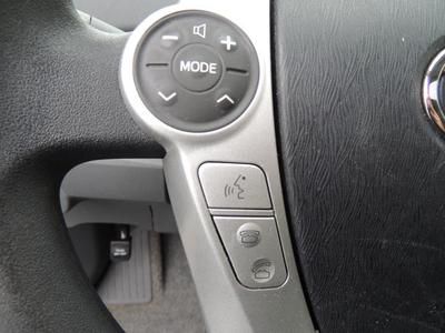 III Hybrid-electric Certified Hatchback 1.8L CD Solar Roof w/Navigation Package, image 20