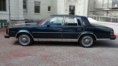 1982 pontiac bonneville brougham sedan 4-door 4.1l  pristine condition