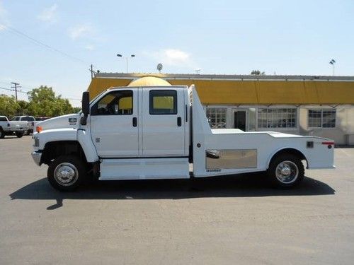 2005 chevrolet c 5500 crew cab 4x4 kodiak top kick with custom bed....