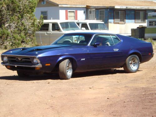 ***** 1972 vintage classic ford mustang fastback, nice muscle car builder *****
