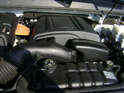 One Owner 4x4 Tahoe Hybrid Navigation Leather 2nd row bench 3rd row CarFax Clean, US $27,980.00, image 16