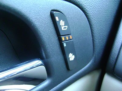 One Owner 4x4 Tahoe Hybrid Navigation Leather 2nd row bench 3rd row CarFax Clean, US $27,980.00, image 32