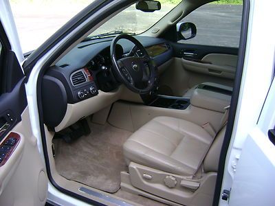 One Owner 4x4 Tahoe Hybrid Navigation Leather 2nd row bench 3rd row CarFax Clean, US $27,980.00, image 34