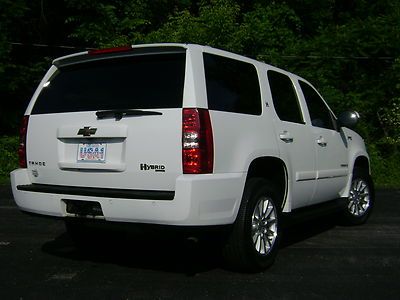 One Owner 4x4 Tahoe Hybrid Navigation Leather 2nd row bench 3rd row CarFax Clean, US $27,980.00, image 41