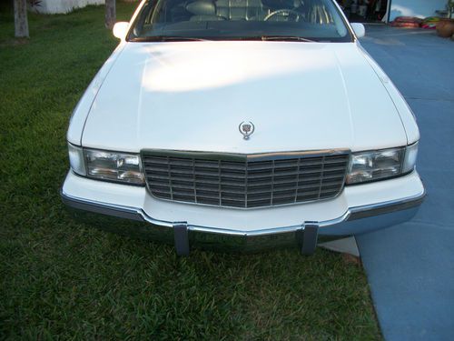 1993 cadillac fleetwood brougham golf tour edition  5.7l