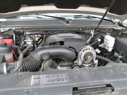 2007 Chevrolet Surburban LT 4x4, US $27,500.00, image 5