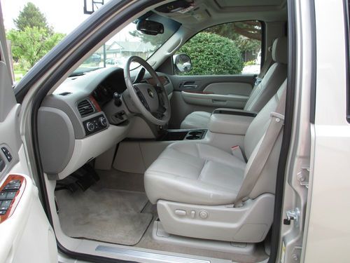 2007 Chevrolet Surburban LT 4x4, US $27,500.00, image 6