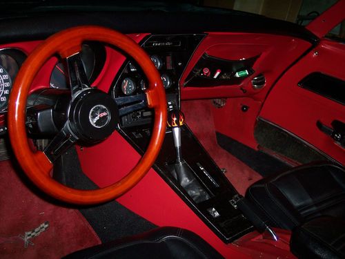 1977 Chevrolet Corvette Base Coupe 2-Door 5.7L, image 4