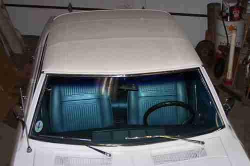 65 CORVAIR 4 dr. 110 AUTO AC White Vinyl top-Looks like convertible., image 4