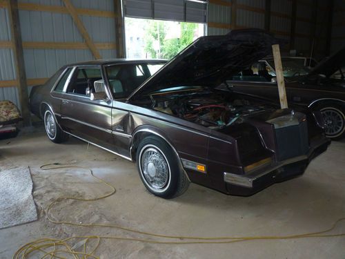 1981 chrysler imperial base hardtop 2-door 5.2 itre