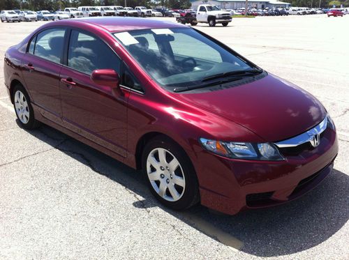 2011 honda civic lx sedan 4-door 1.8l (factory warranty included)