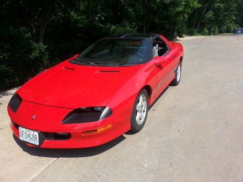 1997 chevrolet camaro base coupe 2-door 3.8l