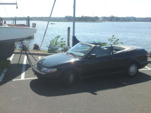 1995 Saab 900 S Convertible 2-Door, image 3