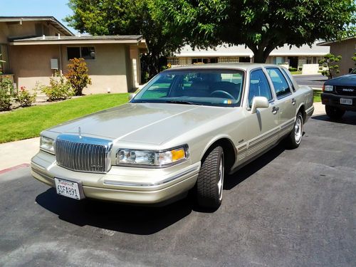 Lincoln town car executive 1997