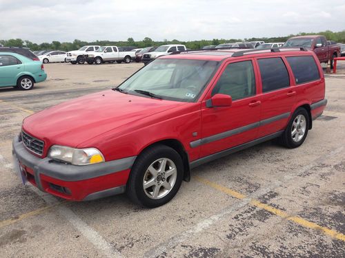 1999 volvo v70 xc - awd, cold a/c, auto, moonroof, well maintained - no reserve