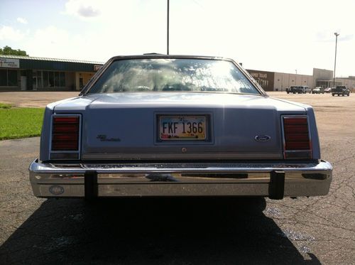 1985 Ford LTD Crown Victoria SUPER CLEAN !!!, image 5
