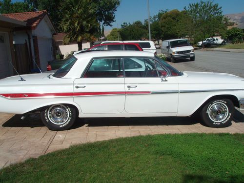 1961 chevrolet impala 4-door