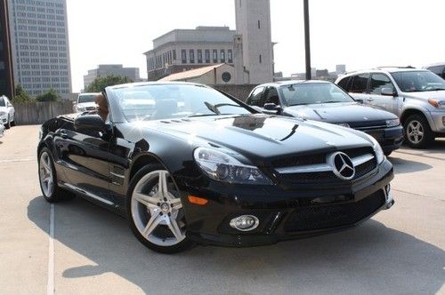 Premium 1  panorama roof  navigation hardtop convertible amg appearance package