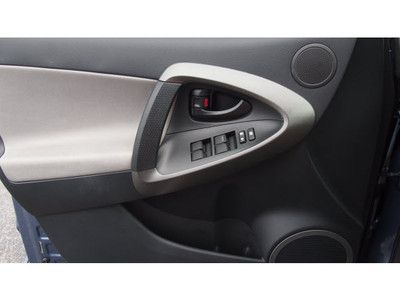SUV 2.5L Air Conditioning One Owner Clean Car Fax Toyota Certified, image 14