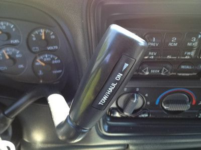 LS 4X4 6.6 Liter Duramax, Automatic Allison Transmission, New Tires, image 15