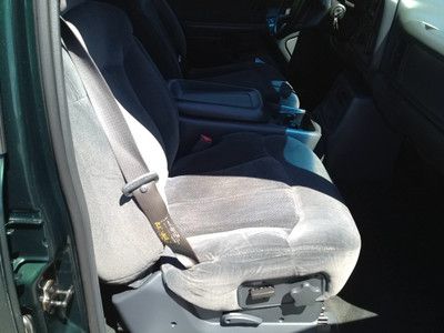 LS 4X4 6.6 Liter Duramax, Automatic Allison Transmission, New Tires, image 29