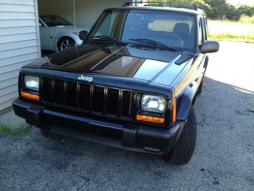 Jeep cherokee limited 4x4/ leather / loaded
