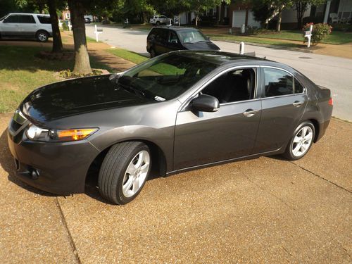 2010 acura tsx base sedan 4-door 2.4l