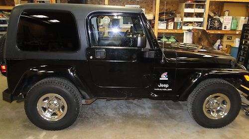 2003 jeep wrangler rubicon sport utility 2-door 4.0l